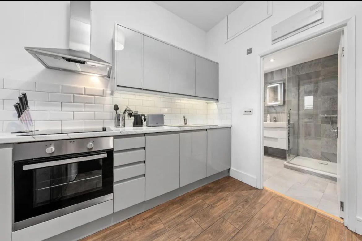 Majestic 2-Bedroom Flat In Knightsbridge-Hyde Park Kb70 London Exteriör bild