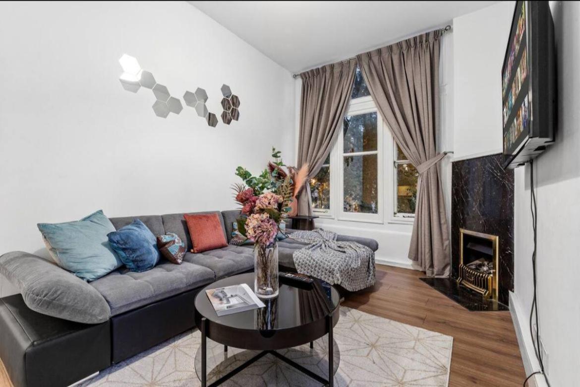 Majestic 2-Bedroom Flat In Knightsbridge-Hyde Park Kb70 London Exteriör bild